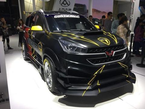 这五菱车简直帅到炸裂！大包围，三排气管，一般人看到都不敢惹