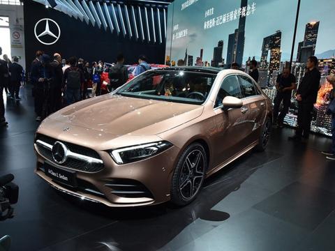 奔驰改扭力梁，遭网友吐槽要求退货，汽车悬架到底有哪些妙处？