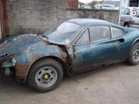 家门口一辆破车停几十年，本想当废铁卖掉，却意外得知车价值百万