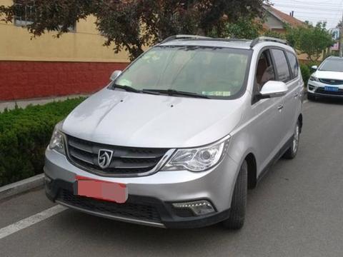 花6万5买辆宝骏730代步，当看到后尾箱的那一刻，整个人看呆了