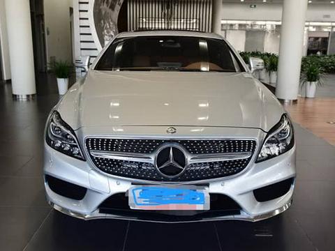 奔驰最漂亮的轿跑车，比宝马7系漂亮豪华，本月直降10万，仅59万