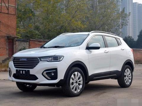 专为年轻人打造的一款车型，标配全景天窗、无钥匙进入、仅8万起