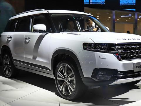 名字“怼”奥迪配三菱1.5T，军工背景“自主揽胜”9万不到能开走