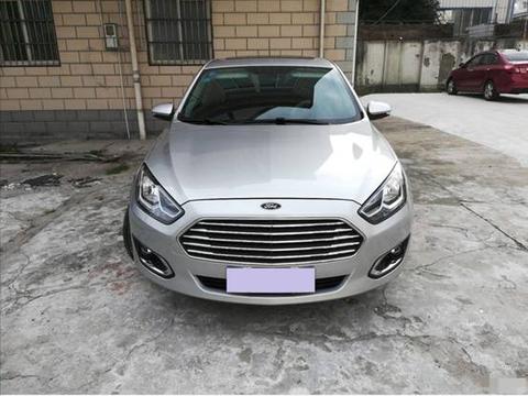 福特这款车最良心，降3万仅6万5，1.5L油耗4毛，马丁脸比捷达帅