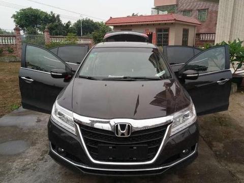 凌派于2013年6月份正式上市。它的外观采用了厂商名为