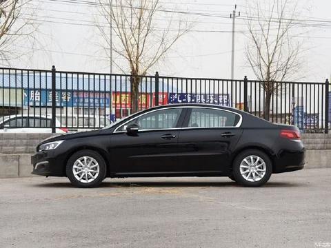 最惨中级车，气派堪比奔驰E，配置完美，为何仅20万没人买？