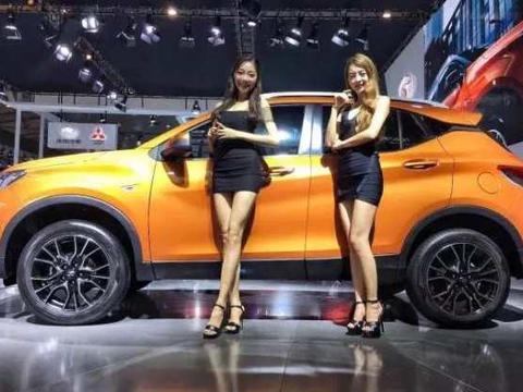 这东南SUV颜值很高，涡轮增压，大天窗！