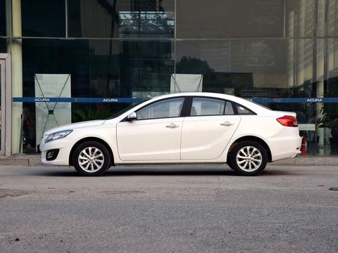 性价比超高的中型车 海马M6值得你入手​