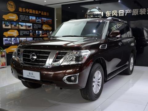 兰德酷路泽停产，这车坐收渔利，硬朗外观中规内饰，国人很喜欢