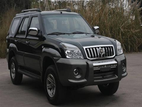 国产“霸道”强势来袭，丰田发动机配7座，7万普拉多都看神了