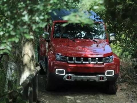 走舒适+越野路线的BJ40 PLUS，其产品力改变正中消费者下怀？