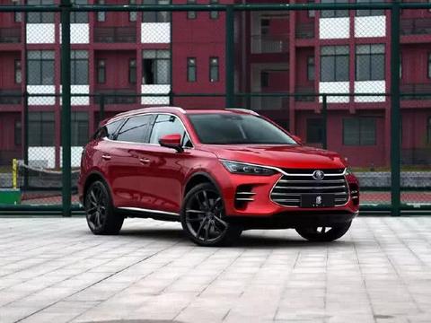 比亚迪唐二代比领克01漂亮 189马力油耗8.8L 15万起