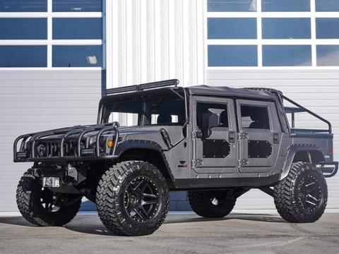 重生的悍马H1！帅到热血都沸腾，别说路虎揽胜，奔驰G级都没它硬