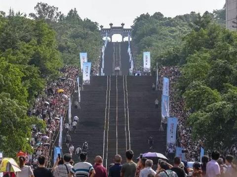 登顶长江第一梯！哈弗H9是如何做到的？