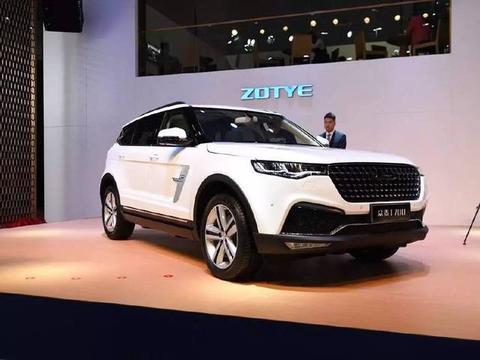 上市后越来越火！近看50万，配置超100万，一问价格才10万出头