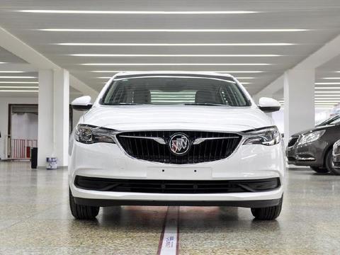 懂车的谁还买瑞纳，这车自称家轿王，月销超4万辆，配自动挡才8万