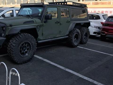 40多万的吉普，改装后卖235万，国内卖2年，至今无人买单