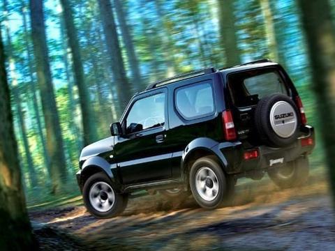 入门级硬派越野之王 酷似小号奔驰G级 十万级最值得入手的SU