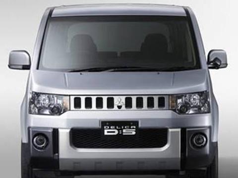 三菱爆发了，四驱“面包车”越野拉货两不误，回头率比路虎还高！