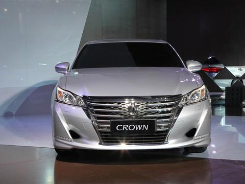 丰田这台豪华车曾售价60，现在降35万，比奥迪A6宝马5系更显身份