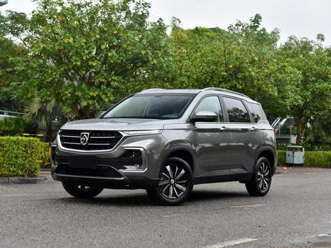 这款SUV颜值高，空间大，上市20天实销1.2万台，顶配也才11.58万