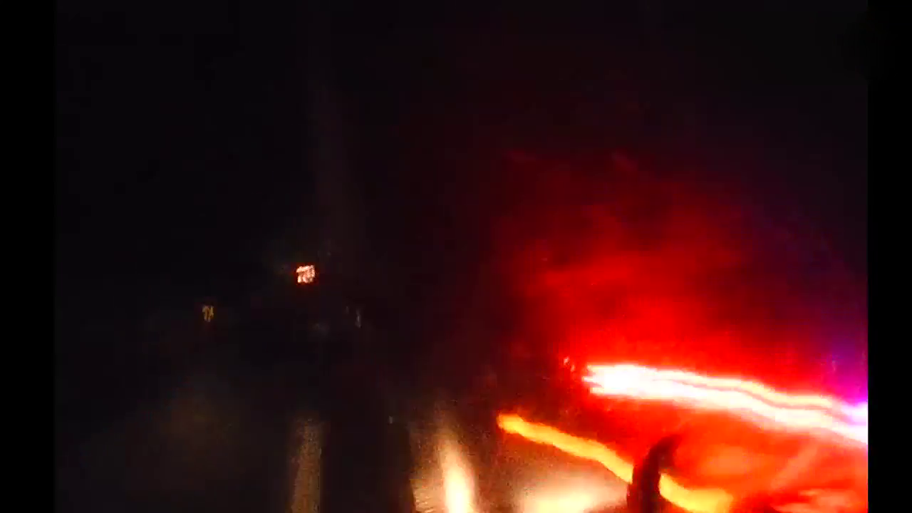 他疲劳驾驶致追尾，轿车秒变敞篷车