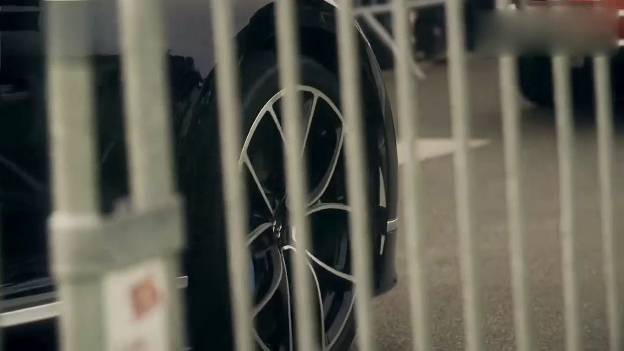 万众瞩目，布加迪Chiron出战勒芒宣传片！