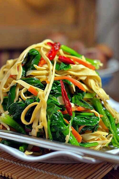 十一,菠菜拌豆皮