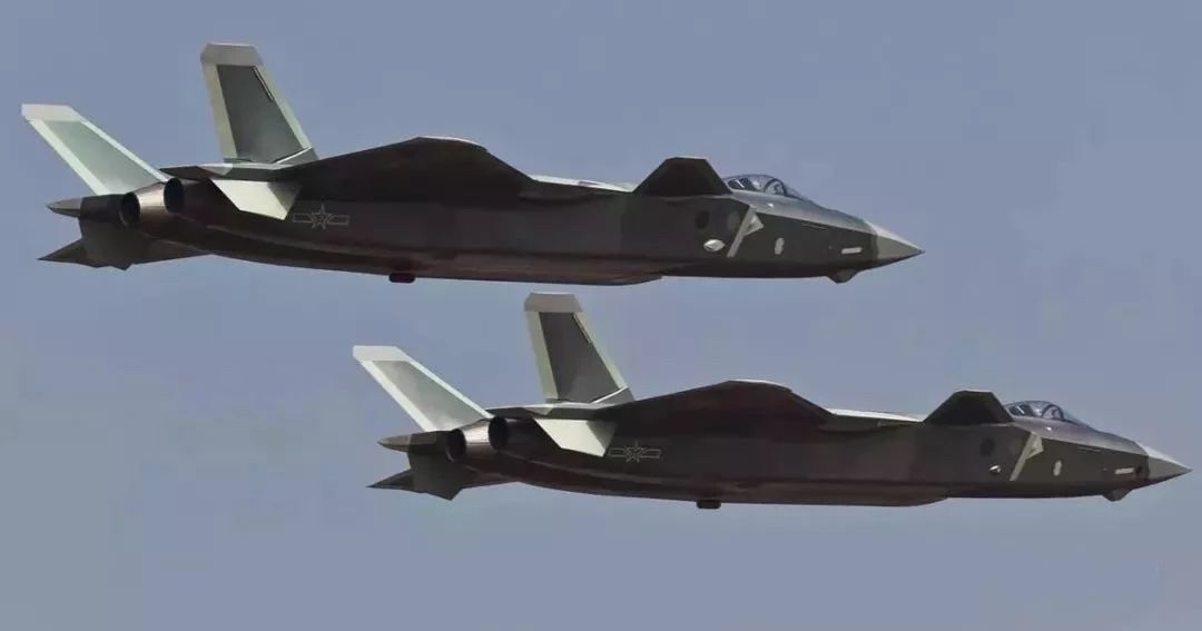 歼20飞行速度惊世骇俗,每秒866米超过炮弹出