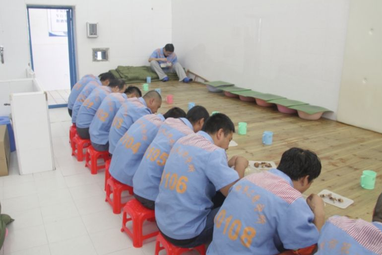 女看守所生活图片