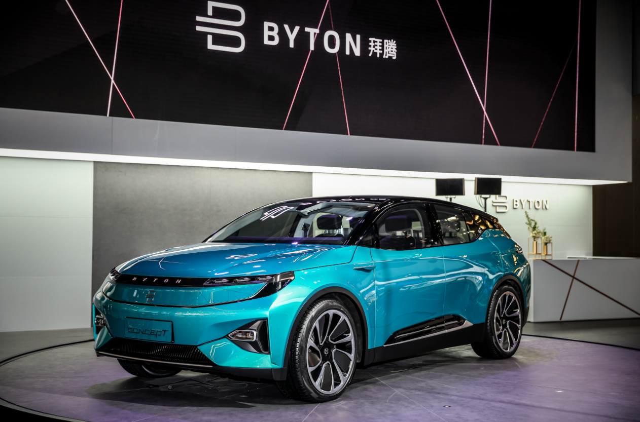 49寸大屏，BYTON拜腾首款车型登陆北京车展，特斯拉已黯然失色!