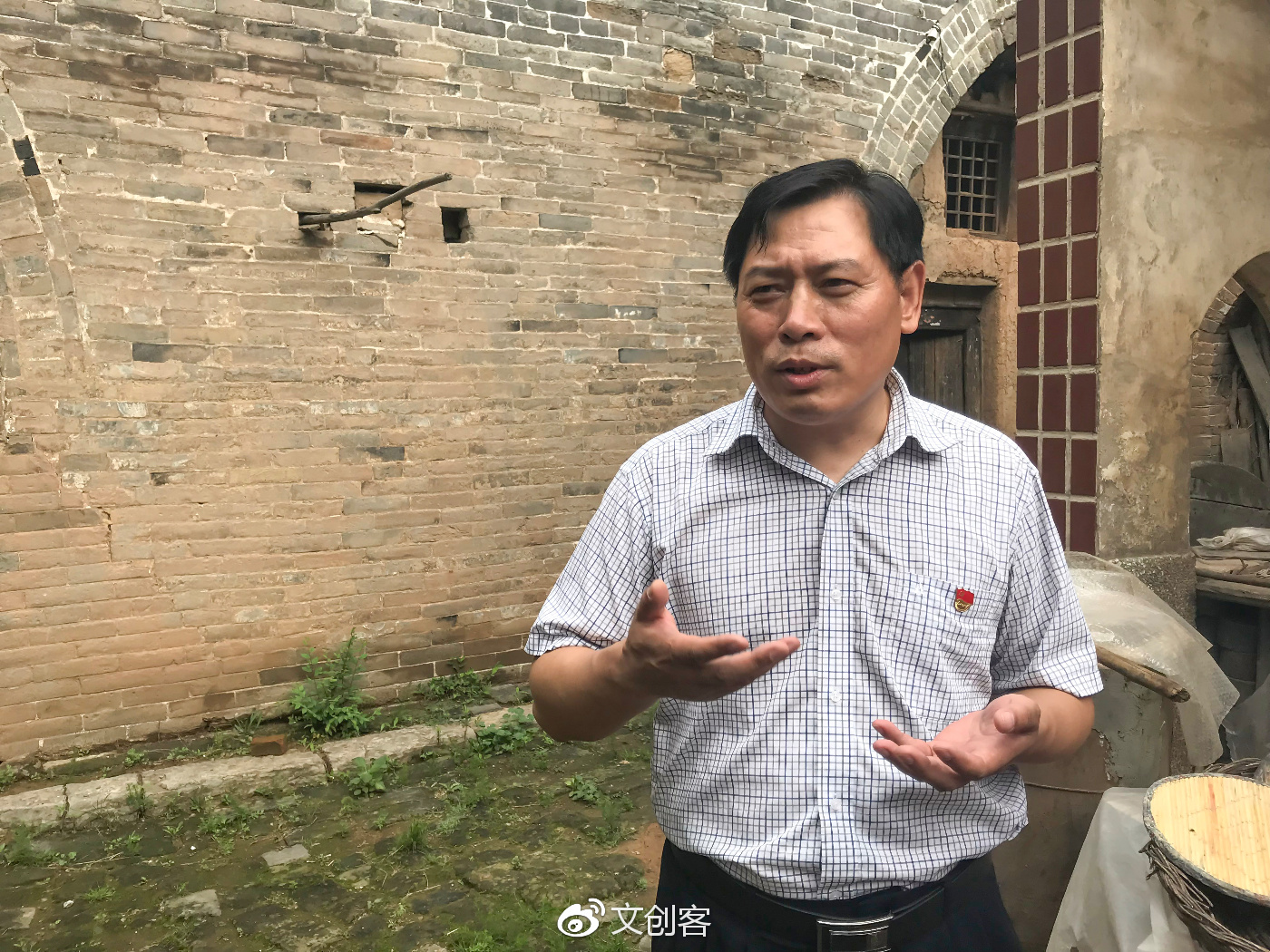 一封信寄给书记的信,引出帮扶干部与贫困群众