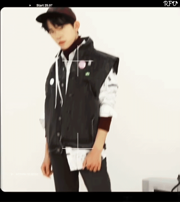 易烊千玺学会了wink,太撩了!