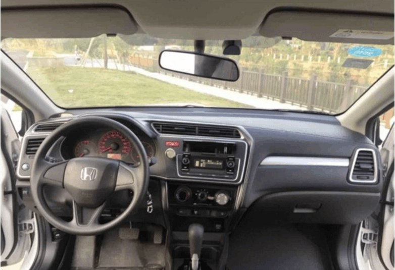 落地价11万, 现在只需9万, 开回乡下出行代步倍有面子