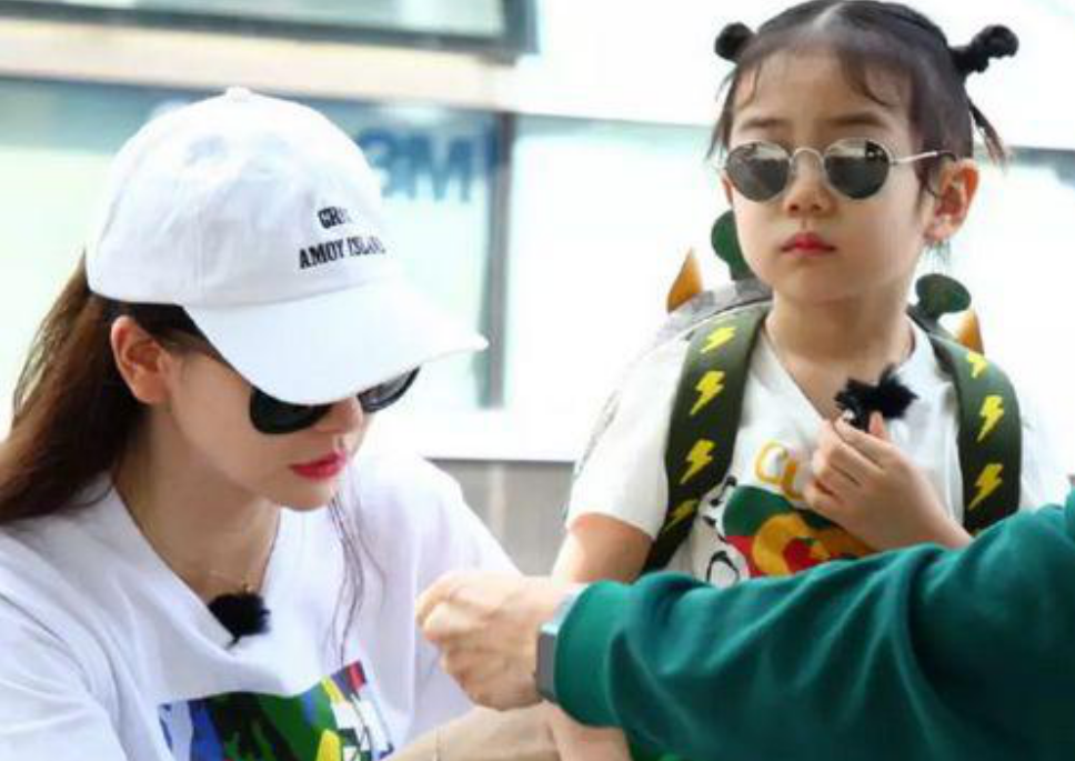 小糯米清晰正面照终于曝光!不像杨幂不像刘恺