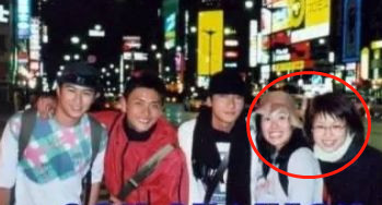 叶璇与胡杏儿合照吓人,网友:脸全僵了