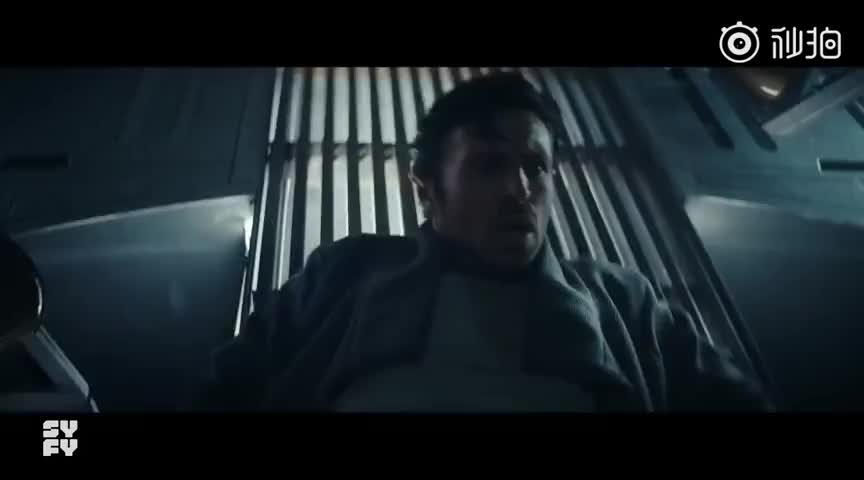 城市夜行者的胃袋救赎：24小时快餐寻找指南