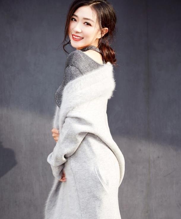 女星身体最美部位:柳岩的胸,赵丽颖的腰,万茜的臀,关晓彤的腿