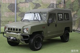 别不信！中国这款军用越野车性能完爆美国悍马！