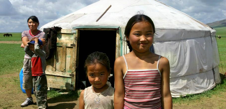 几乎都是城里人的外蒙古, 却过着落后我们30年的生活