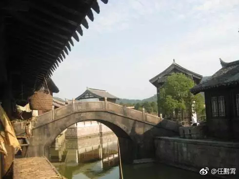 陈与义《临江仙》:古今多少事,渔唱起三更