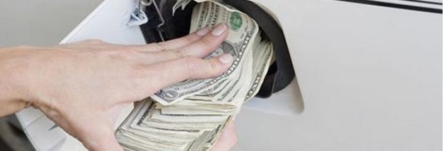 20万的车，一年的耗损费累积10年，费用可以付房子首付！