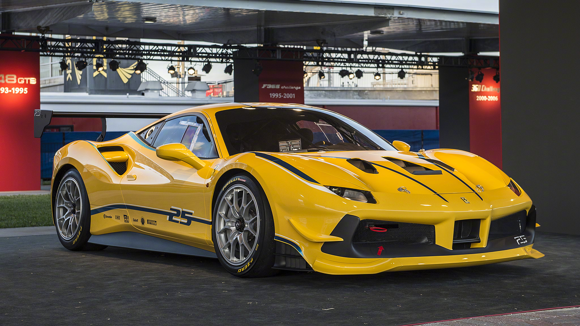 一枚超级小黄车！ 法拉利488 Challenge