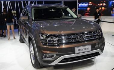 上市三天卖出1800台，加价达3万还得等3个月，车标是国人最爱！