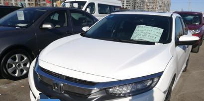 本田思域最近特别火！到底是因为什么，看看这两位车主怎么说！