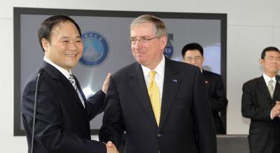 李书福花100亿买的沃尔沃, 现在给吉利900亿都不卖?