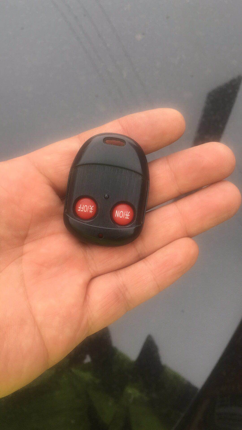 青岛火车站一天查处三辆出租车 都装了跑得快