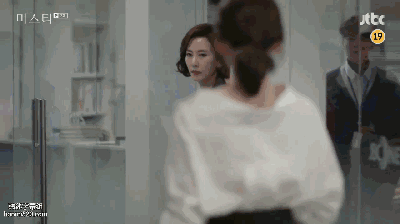 经历婚姻失败,独自带大儿子,外界对宁静的泼辣误会了太多年