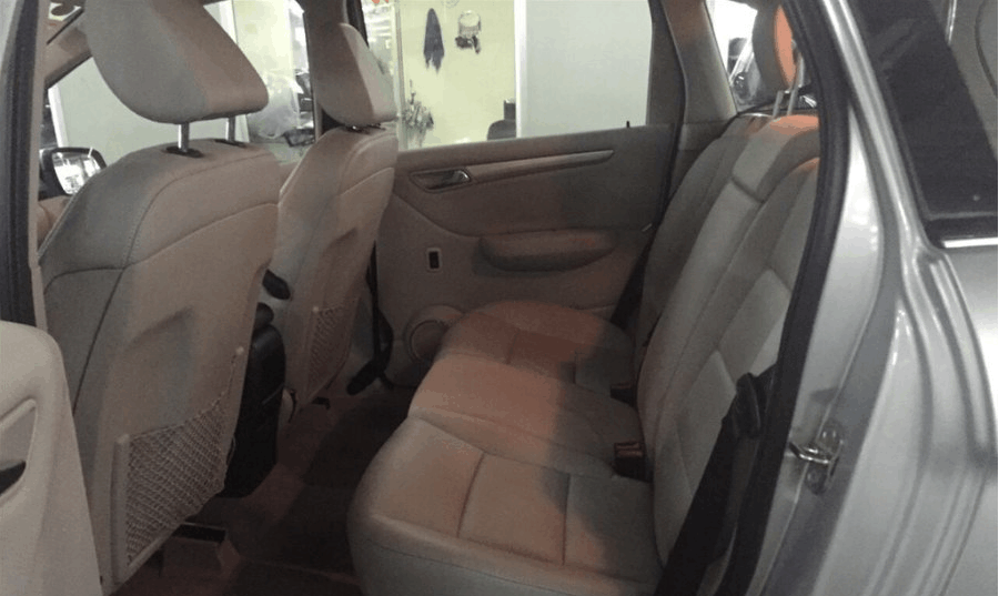 落地价34万, 现在只需12万, 车主缺钱无奈出手, 但仍然没人敢买