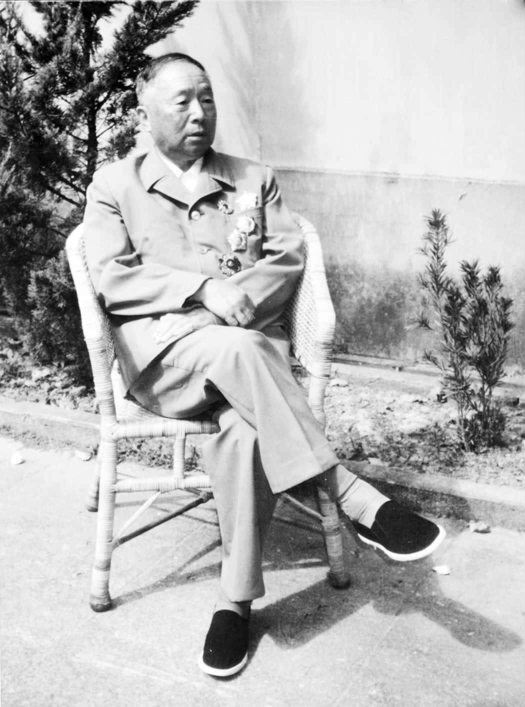 朱老总伯乐_伯乐与千里马图片